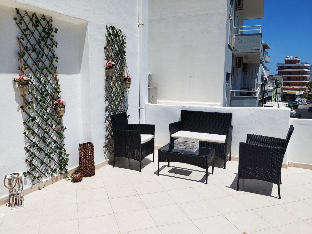 Lilian'S Seaview-Party Street-Youth Studios Rhodes City المظهر الخارجي الصورة