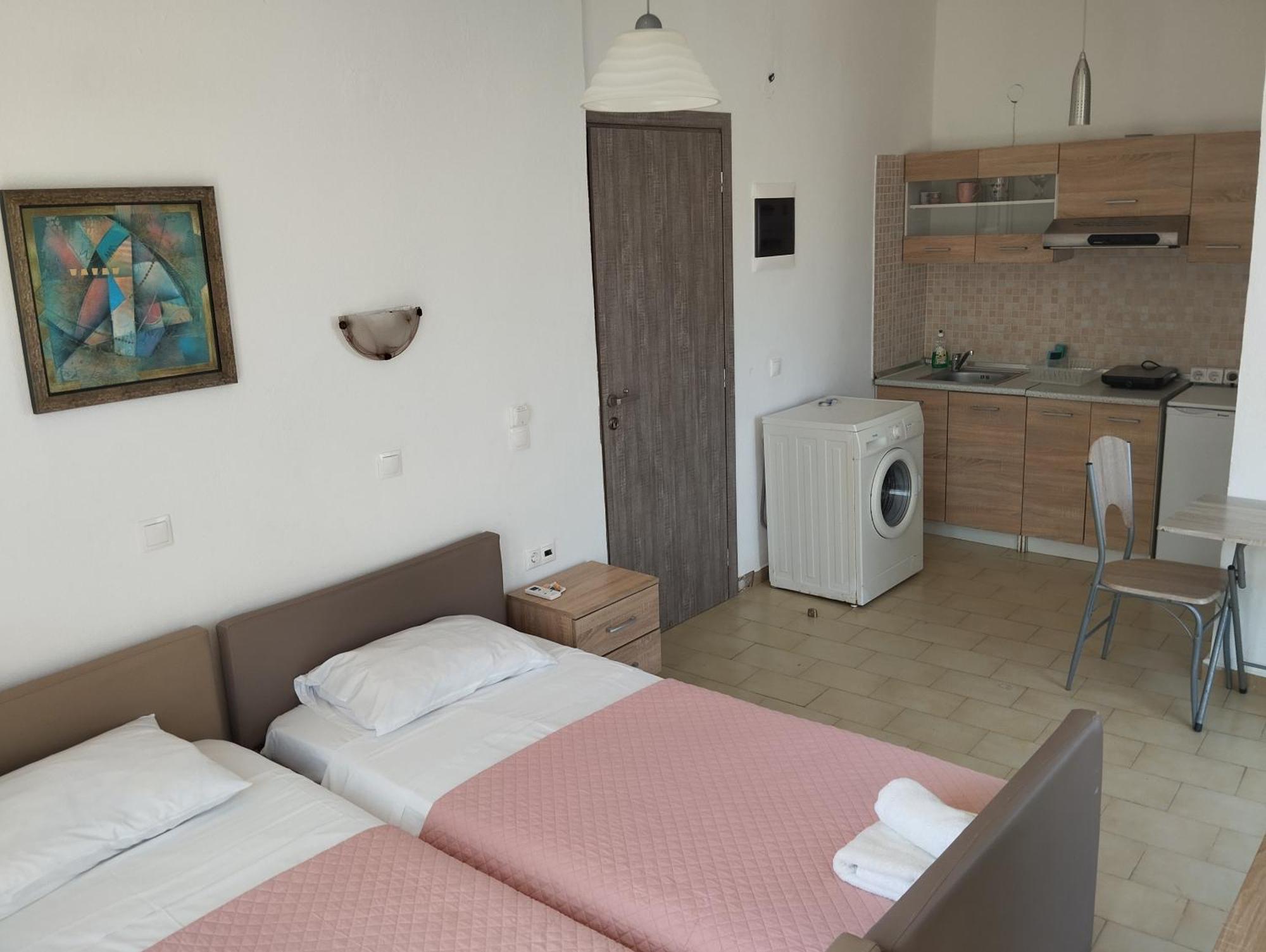 Lilian'S Seaview-Party Street-Youth Studios Rhodes City المظهر الخارجي الصورة
