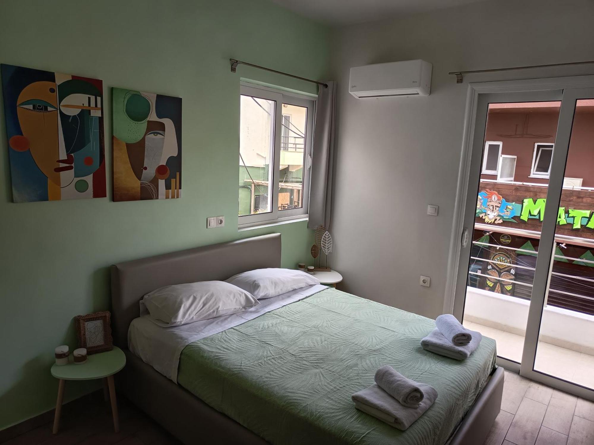 Lilian'S Seaview-Party Street-Youth Studios Rhodes City الغرفة الصورة
